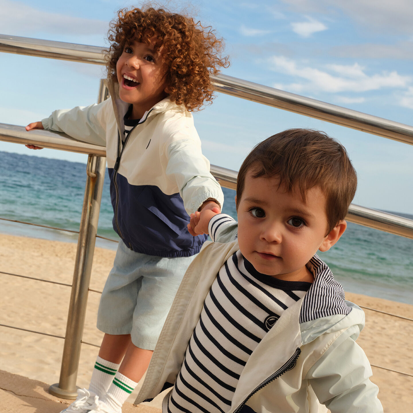 <p class="text-component">Regenjacken</p>