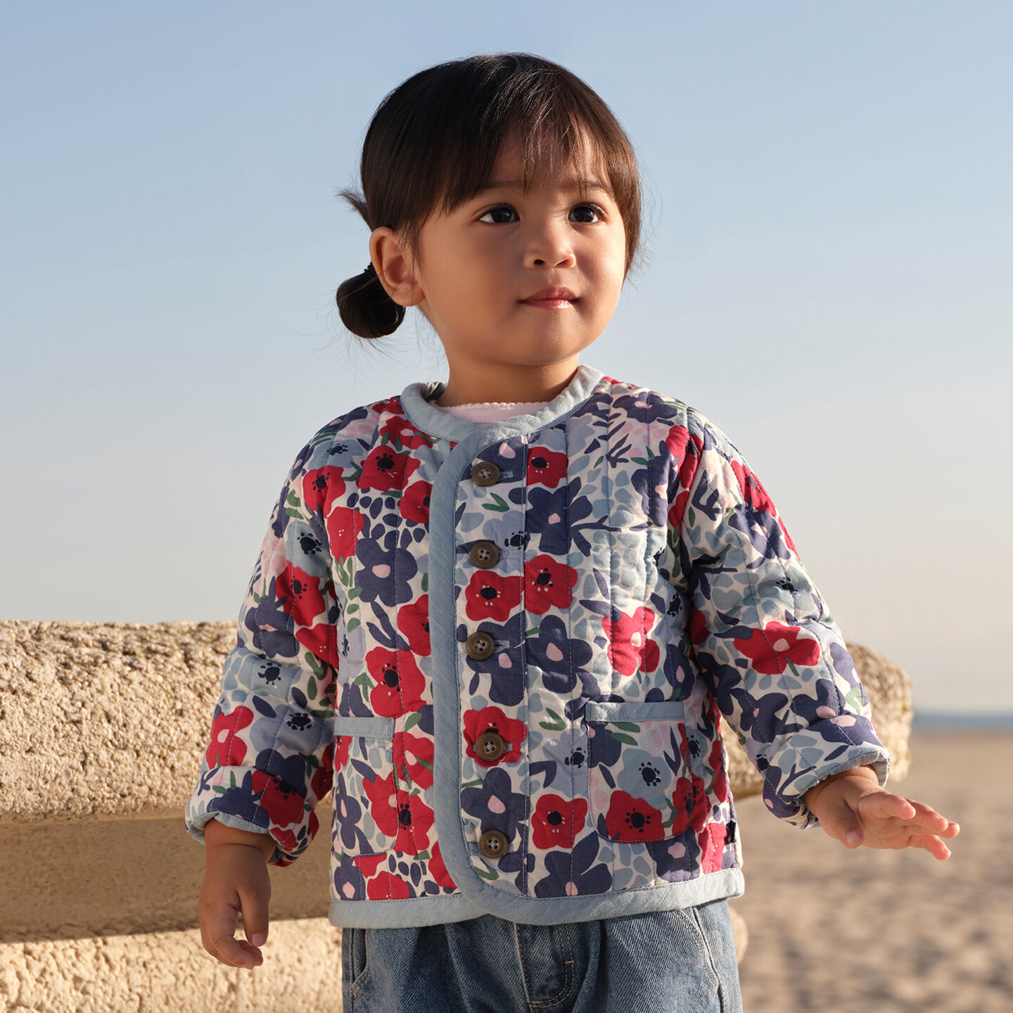 <p class="text-component">Baby sale</p>