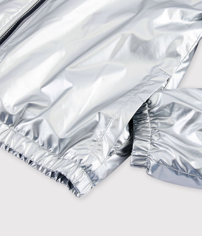 Warme Windjacke aus recyceltem Material grau