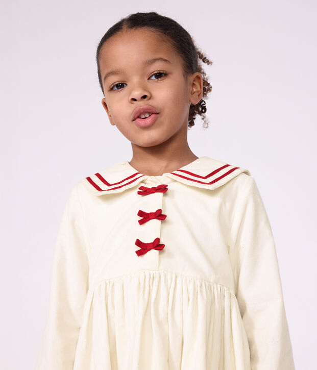 Lang&auml;rmeliges Kinder-Kleid aus einfarbigem Feincord. MILK