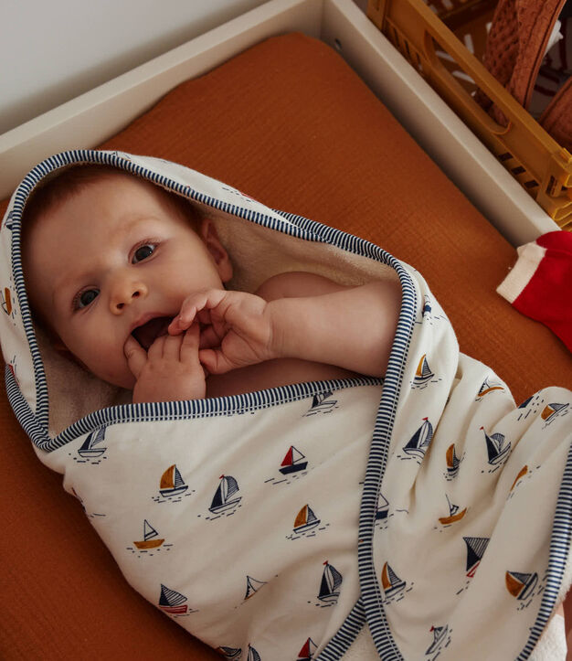 Baby-Badecape und Waschlappen mit Segelbooten weiss/blau/vielfarbig