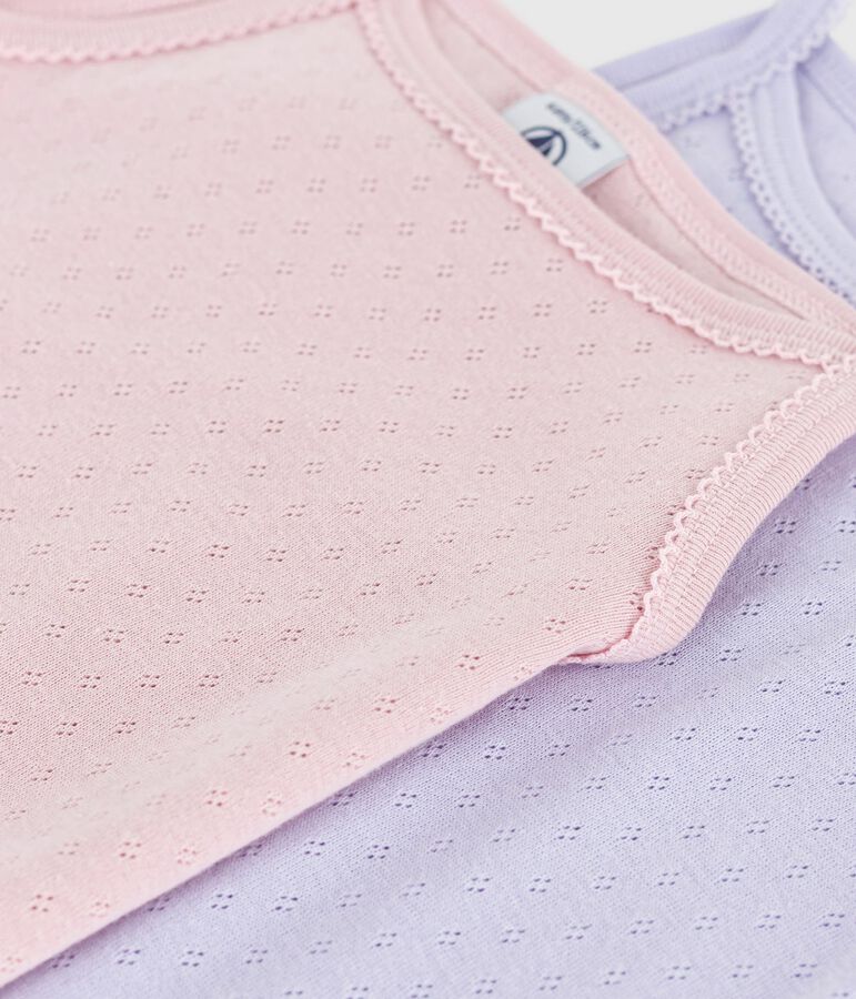 Set Kinder-Spaghetti-Tops aus Baumwolle mit Lochstickerei. vielfarbig