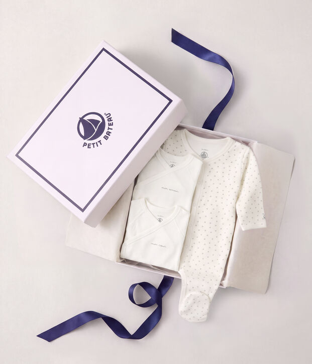 Newborn-Geschenkset aus Baumwolle mit kleinen Herzmotiven vielfarbig