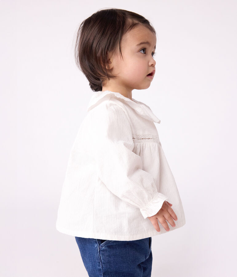 Lang&auml;rmelige Baby-Bluse aus Baumwoll-Popeline mit Kragen und Stickereien weiss