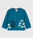 Baby-Cardigan aus Strickmaterial.