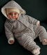 Langer, wattierter Baby-Overall mit Kapuze aus Baumwolle
