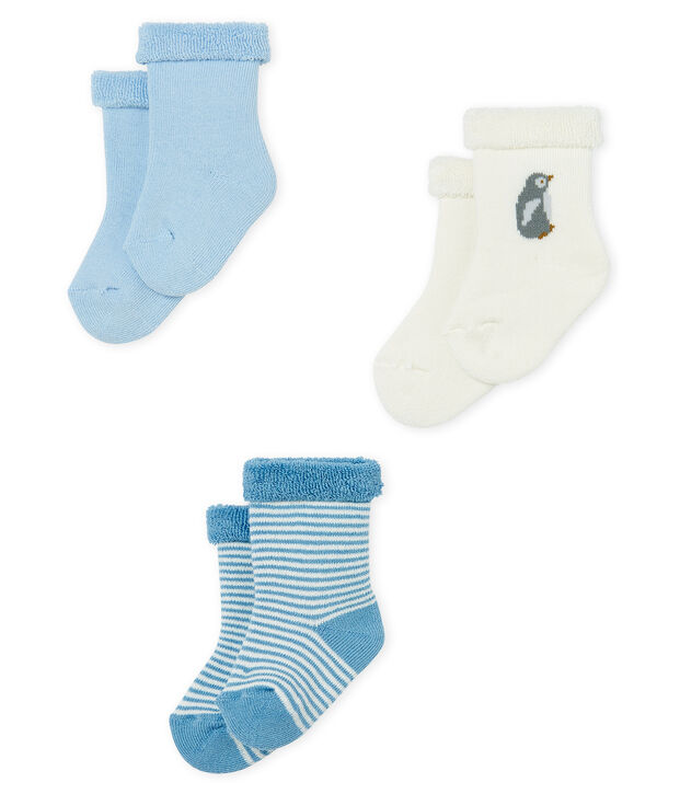 Set mit drei Paar kuschelig weichen, bequemen Frottee-Socken. vielfarbig