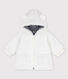 Baby-Mantel aus weichem Sherpa.