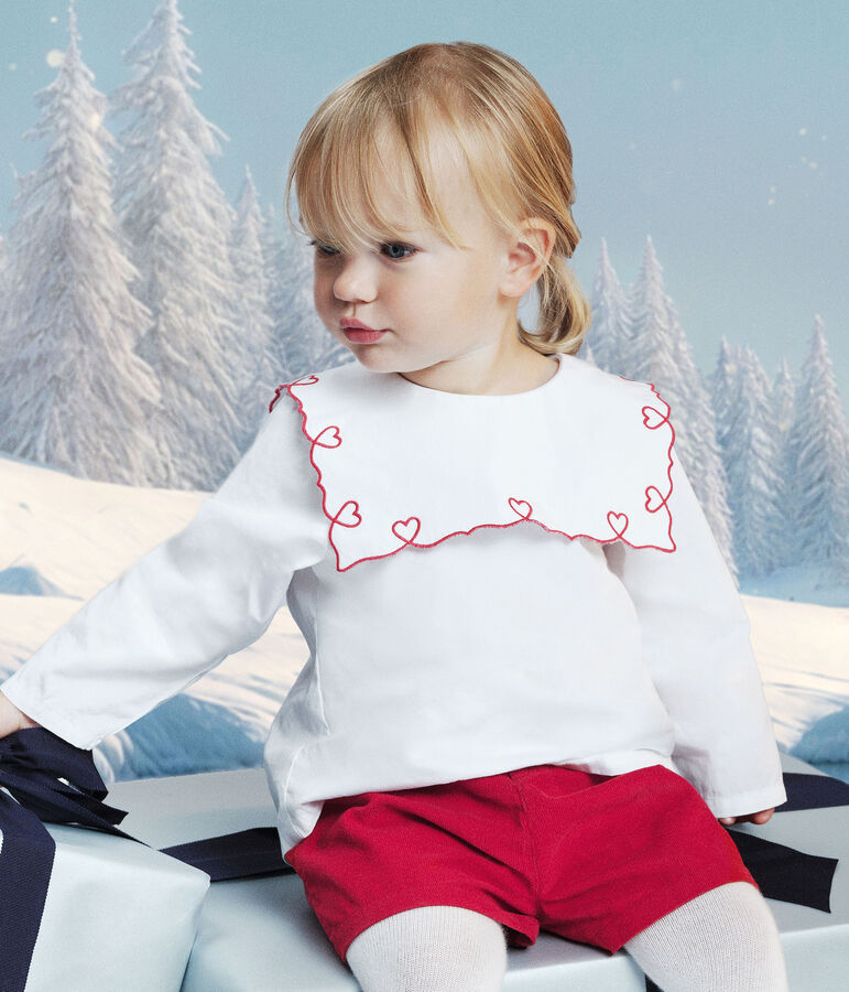 Lang&auml;rmelige Baby-Bluse aus Baumwoll-Popeline mit bestickten Herzen weiss