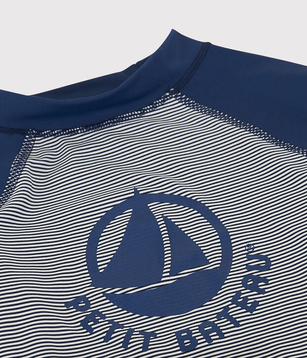 Kinder-T-Shirt mit UV-Schutz aus recycelten Materialien blau/weiss