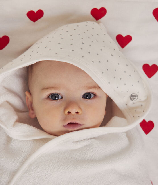 Erstausstattungskoffer mit warmer Babykleidung variante 1