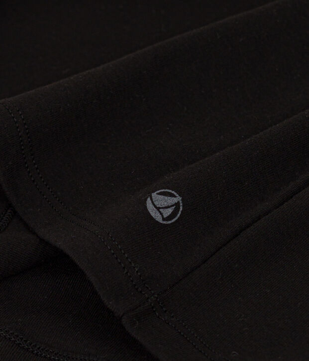 Rollkragenshirt aus ikonisch schwarz
