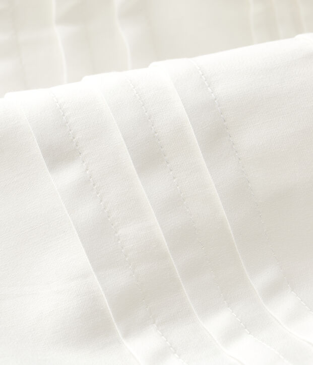 Baby-Festtagskleid aus Satin f&uuml;r M&auml;dchen. weiss