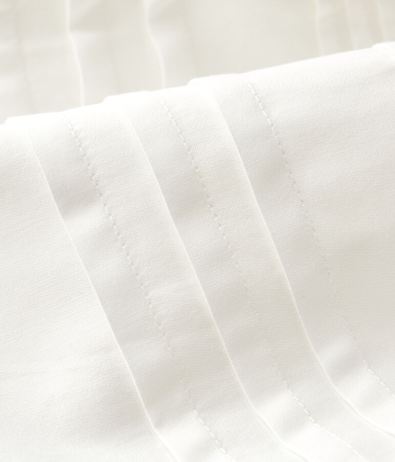 Baby-Festtagskleid aus Satin f&uuml;r M&auml;dchen. weiss