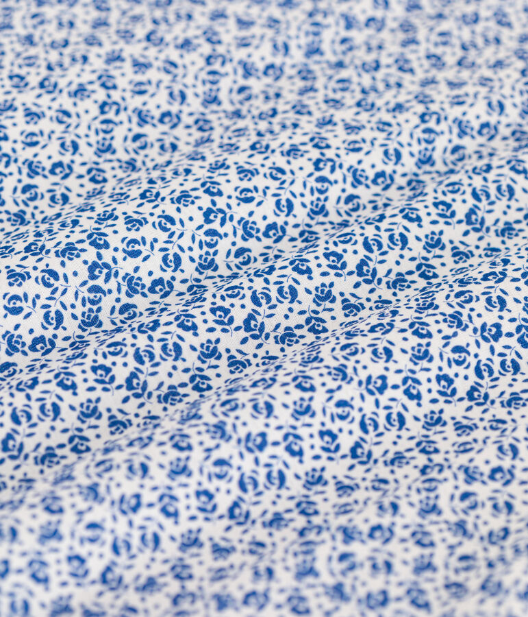 Gebl&uuml;mter Babyschlafsack aus Baumwolle, TOG-Wert 2 weiss/blau