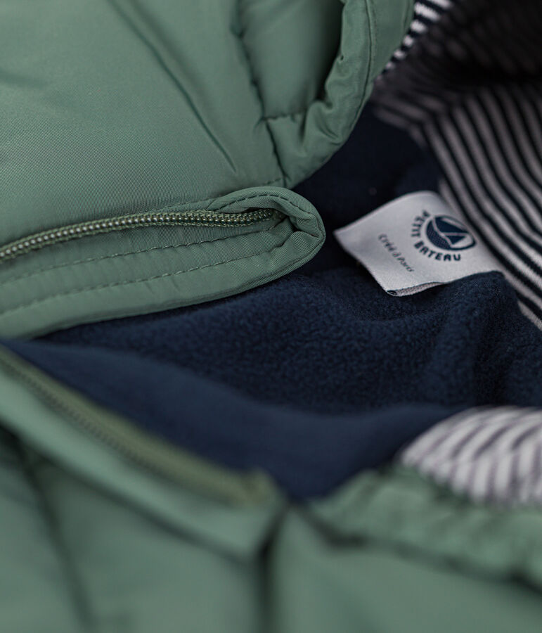 Baby-Schneeanzug aus recycelten Materialien gr&uuml;n