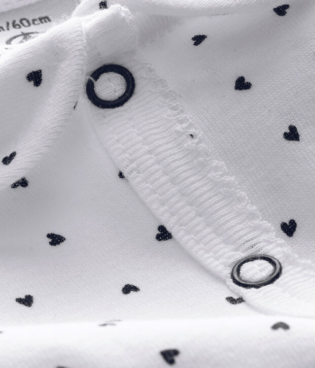 Baby-Strampler ohne Fu&szlig; mit Herzchen-Print weiss/blau
