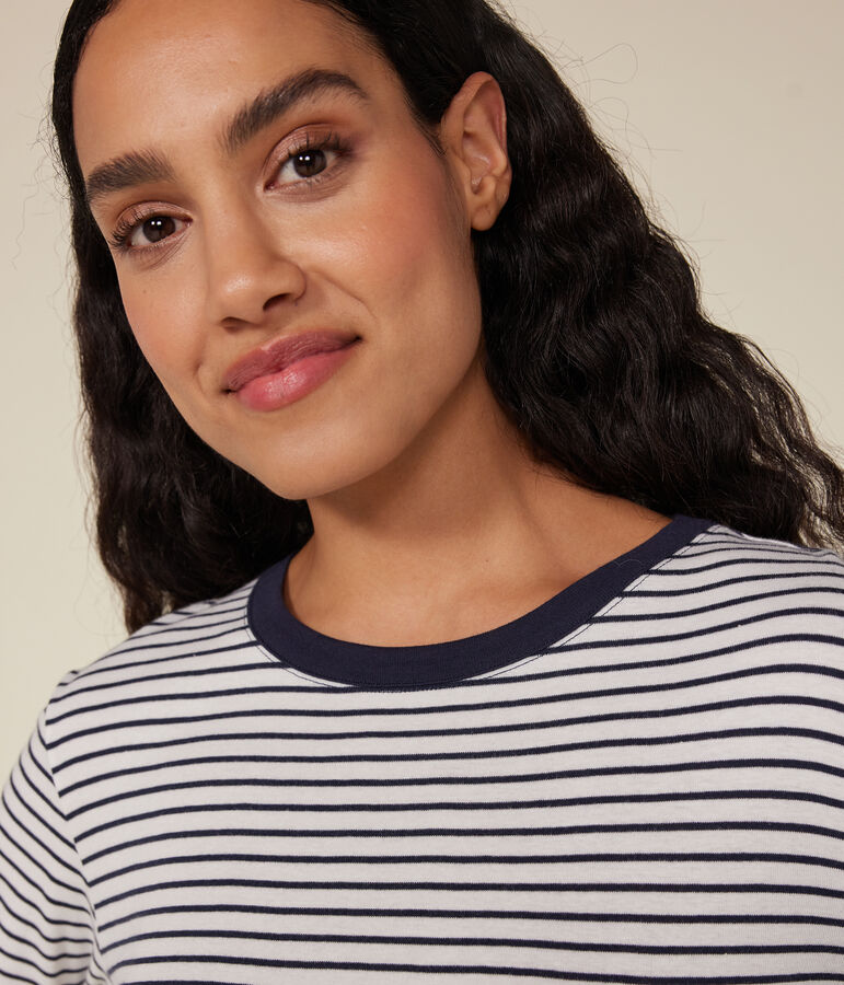 Lang&auml;rmeliges Damen-T-Shirt L'Iconique aus gestreiftem Rippstrick weiss/blau