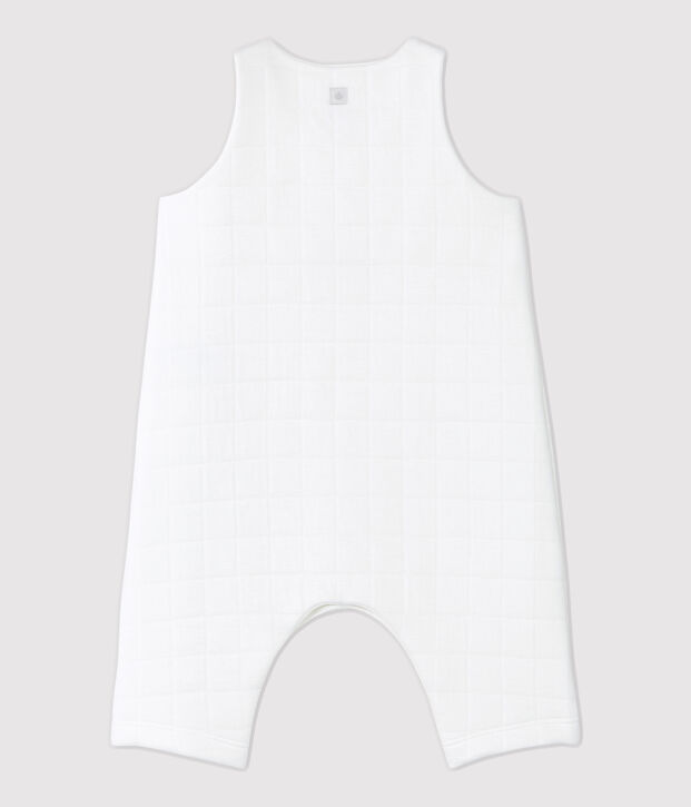 Baby-Latzhose aus gesteppter Bio-Baumwolle weiss