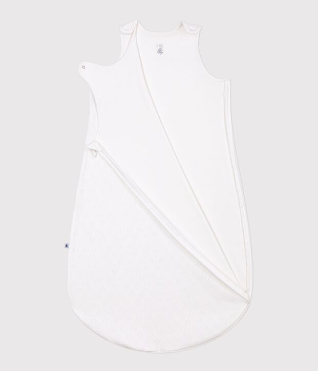 Babyschlafsack aus Baumwolle mit Lochstickerei in Herzform TOG-Wert 0,5 weiss