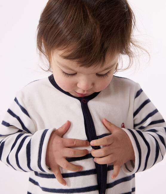 Gestreifter Baby-Pyjama aus Samt weiss MARSHMALLOW/blau SMOKING