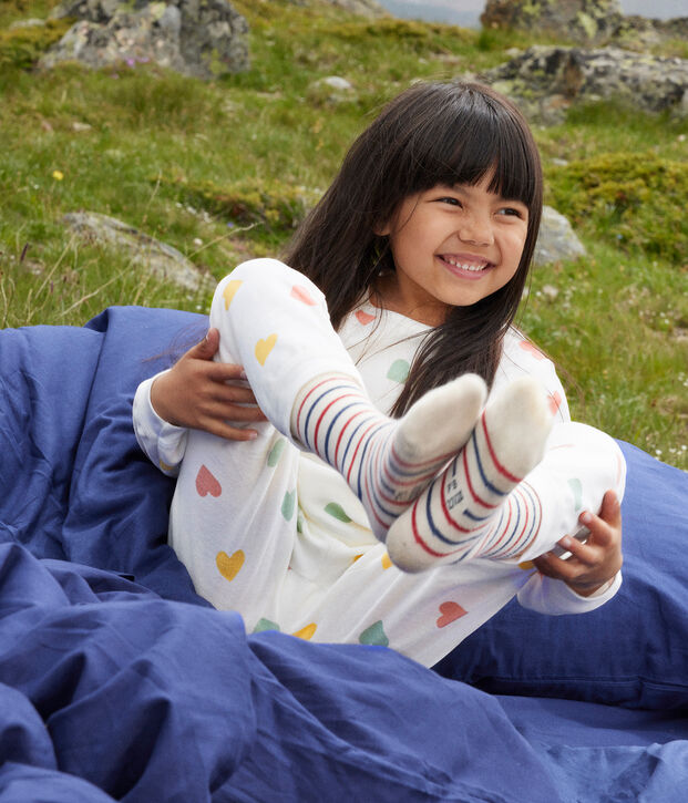 Kinderpyjama aus Nicki mit Herzmotiv f&uuml;r M&auml;dchen weiss/vielfarbig