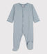 Baby-Strampler aus Baumwolle mit Ringelstreifen.
