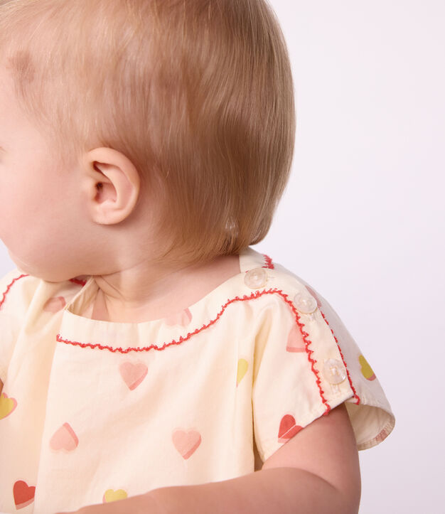 Kurz&auml;rmeliges Babykleid aus Baumwolle mit Herzmotiv naturfarben/vielfarbig