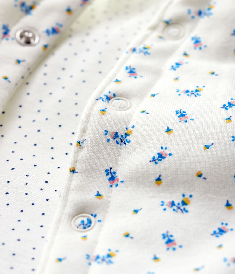 &Auml;rmellose, wattierte Babyjacke aus Bio-Baumwolle weiss MARSHMALLOW+BLEU