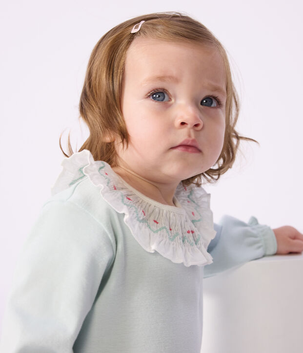 Strampler aus einfarbiger Baumwolle mit r&uuml;ckseitiger &Ouml;ffnung und R&uuml;schenkragen gr&uuml;n