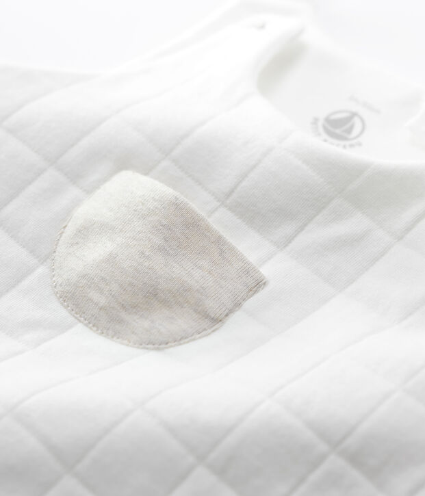 Baby-Latzhose aus gesteppter Bio-Baumwolle weiss