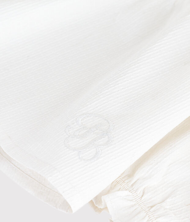 Lang&auml;rmelige Baby-Bluse aus Baumwoll-Popeline mit Kragen und Stickereien weiss