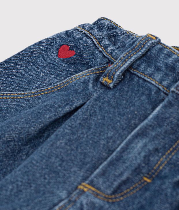Baby-Hose aus einfarbigem Denim mit Herzstickerei blau