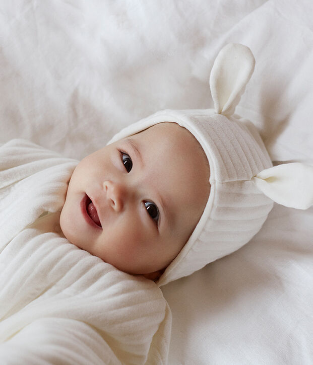 Set mit M&uuml;tzchen und Babyschuhen aus gestepptem Doppeljersey vielfarbig