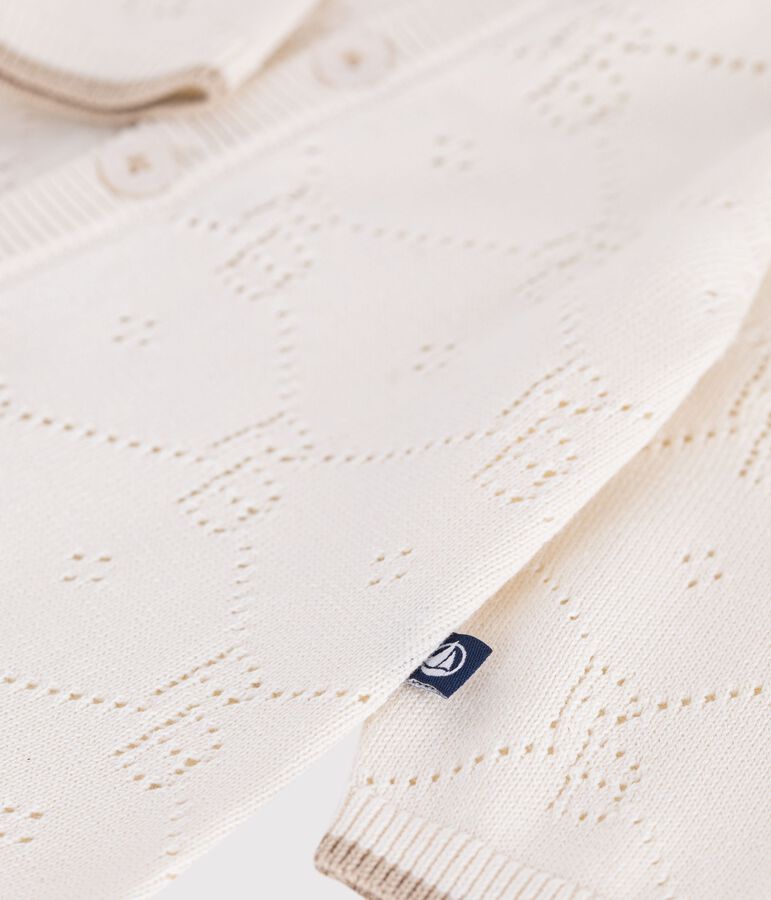 Langer Baby-Overall aus Baumwollstrick mit Lochstickerei naturfarben