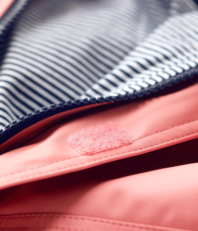 KLASSISCHE BABY-REGENJACKE AUS RECYCELTEM MATERIAL rosa