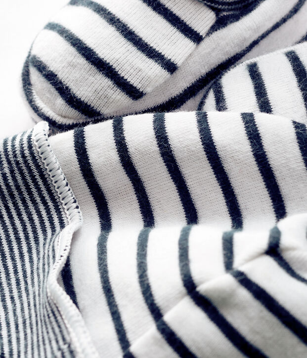 Set mit M&uuml;tzchen und Babyschuhen aus Rippstrick f&uuml;r Jungen vielfarbig