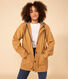 Regenjacke aus recyceltem Material und Bio-Baumwolle