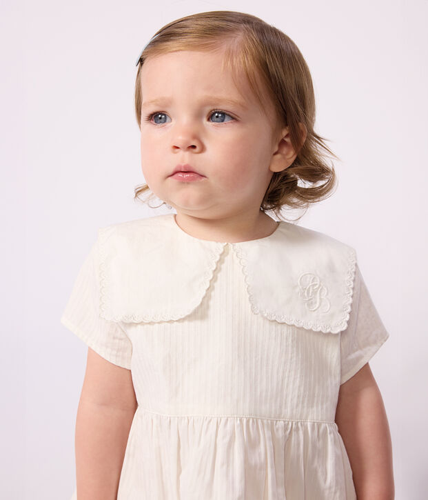 Kurz&auml;rmeliges Baby-Kleid aus Baumwolle und dazu passender Bloomer weiss