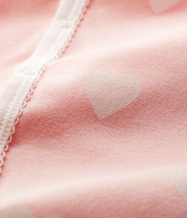 Rosafarbener Baby-Einteiler aus Bio-Baumwolle mit Herzchen-Motiv f&uuml;r M&auml;dchen rosa/weiss