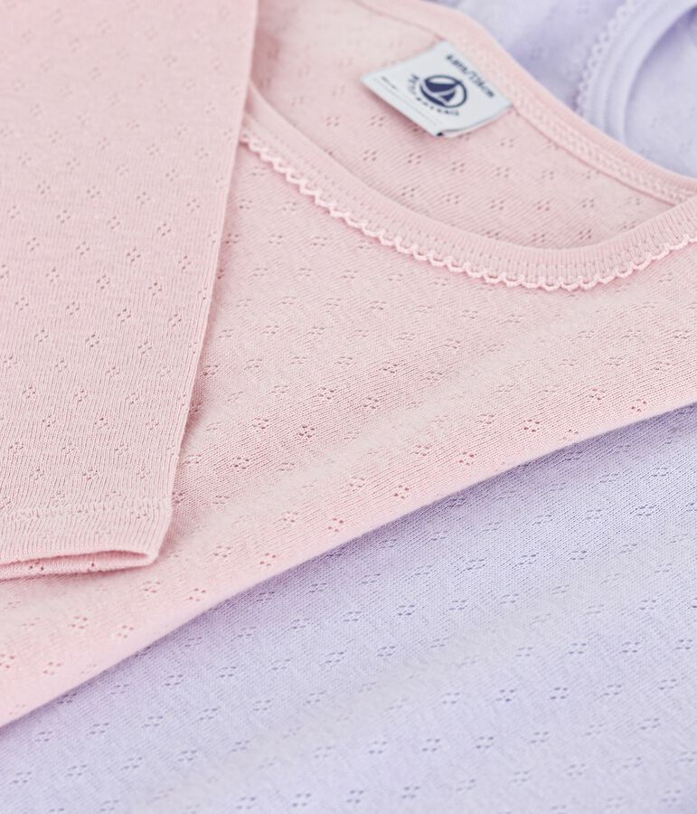 Set lang&auml;rmeliger Kinder-T-Shirts aus Baumwolle mit Lochstickerei vielfarbig