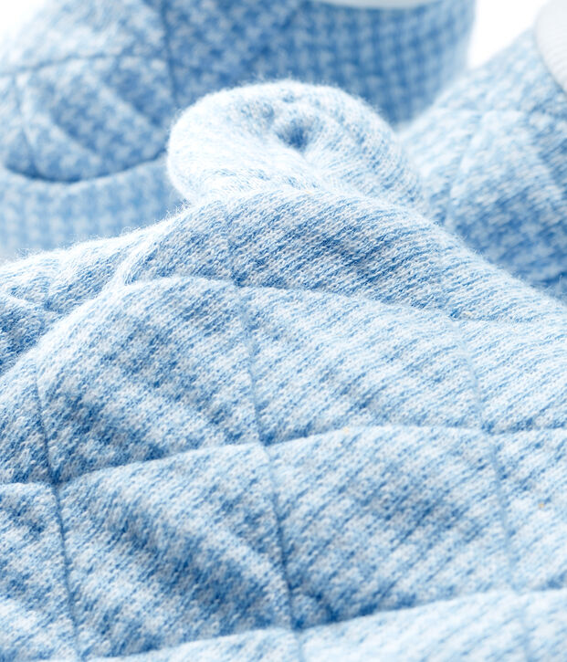 Set mit M&uuml;tzchen und Babyschuhen aus gestepptem Doppeljersey f&uuml;r Jungen. vielfarbig