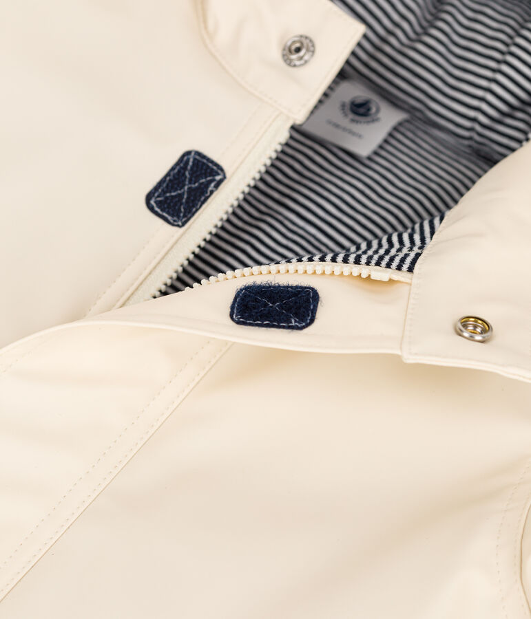 Gesteppte Baby-Regenjacke aus recyceltem Material naturfarben