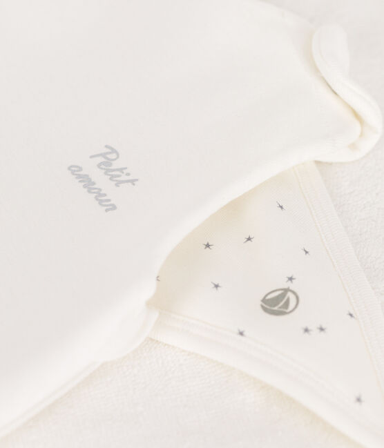 Erstausstattungskoffer mit warmer Babykleidung variante 1