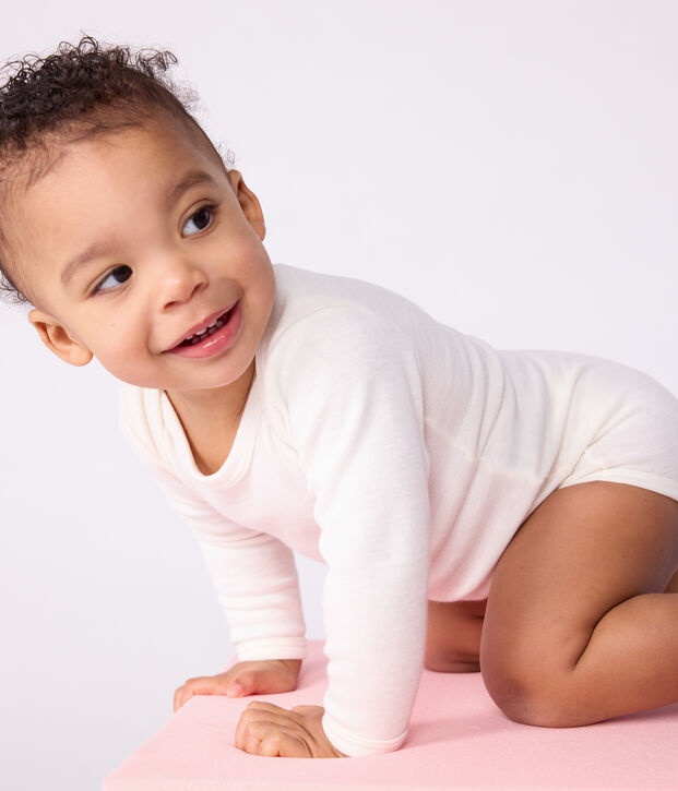 Lang&auml;rmeliger Baby-Body aus Wolle und Baumwolle beige