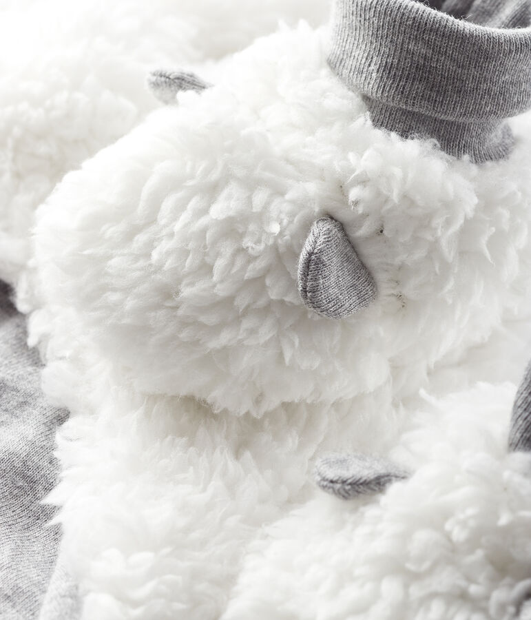 Set mit M&uuml;tzchen f&uuml;r Neugeborene und Babyschuhen aus Sherpa variante 1