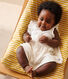 Kurzärmeliges weißes Baby-Kleid mit Wabenmuster und Bloomer