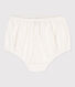 Baby-Bloomers in Broderie Anglaise.