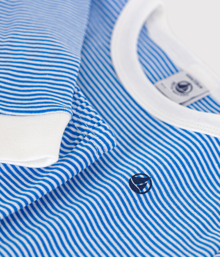 K&ouml;rpernaher, gestreifter Kinderpyjama aus Baumwolle blau/weiss