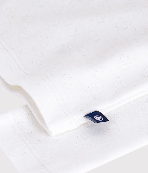 Kinder-Rollkragenshirt aus Baumwolle mit Lochstickerei weiss